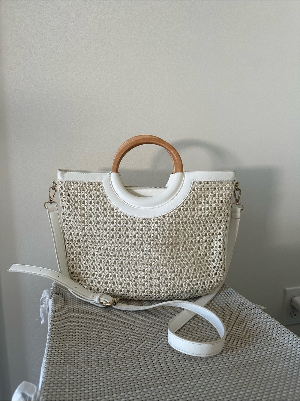 Woven White Tote with removable insert and Wood Handle